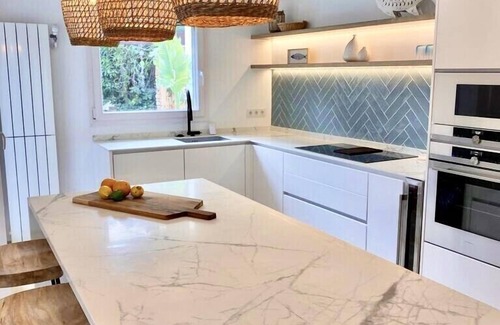 Cala d'Or Villa | Sea view villa in top location - own pool - 3 bedrooms/3 bathrooms - everything within walking distance!