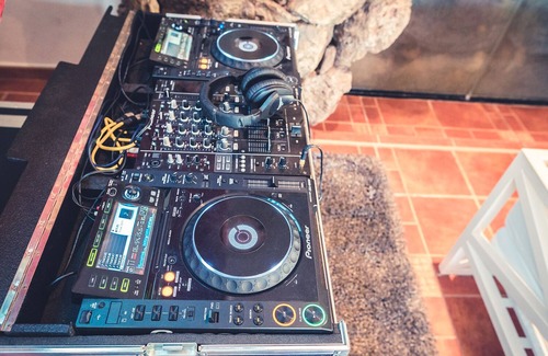 Sant Jordi de Ses Salines Villa | Sea-view Villa Top Location at Km4 5 min. to Bossa & Ibiza town