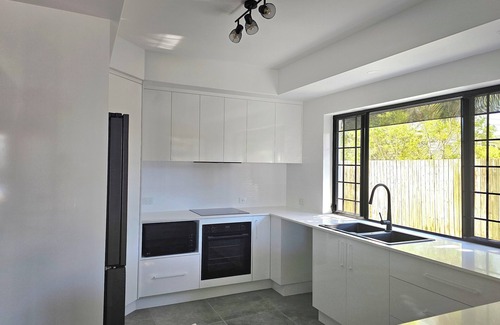 Hervey Bay House | Seabreeze in the Bay - 200m to Esplanade