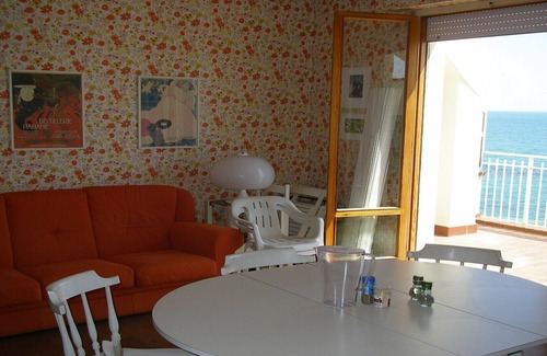 Porto Recanati Apartment | Seafront apartment/Apartment on the sea