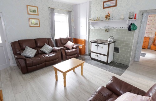 Glenisland Cottage | Sean Bhaile