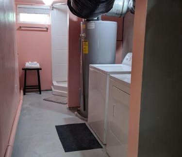 Winchester Apartment | Sean's Bar - Private Apartment