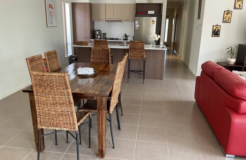 St Leonards House | Searenity only 750 m to the beach, pet friendly