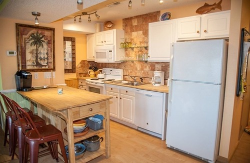 Hatteras Condo | Seas-The-Day has beautiful views of the Pamlico Sound!