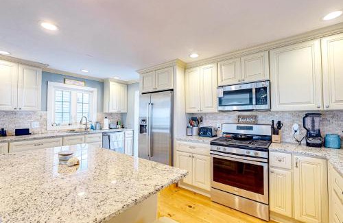 Wells Beach House | Seas the Day