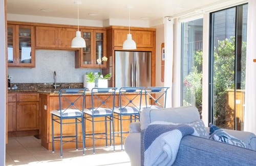 Solana Beach House | Seascape Front Row: Ocean Front, Pool & Spa