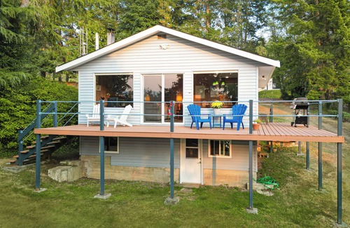 East Sooke Cottage | Seaside Cottage on Sooke Harbor