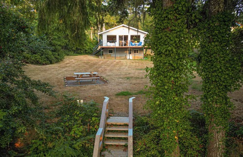 East Sooke Cottage | Seaside Cottage on Sooke Harbor