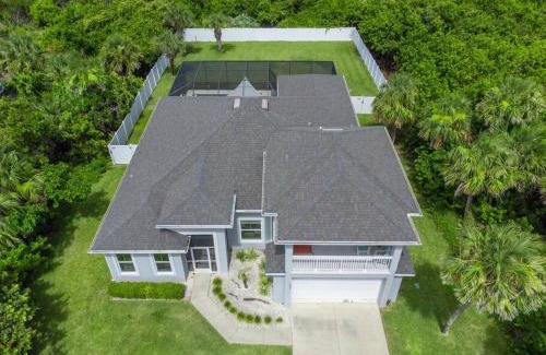 Melbourne Beach House | Seaside Serenity -Private Pool with Beach Access