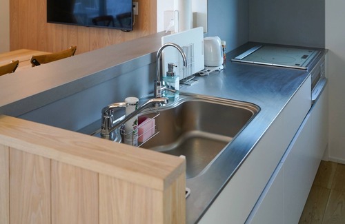 Sanuki House | Seaside villa for rent with jacuzzi overlooking th/Sanuki Kagawa