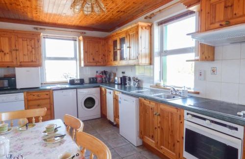 Murroogh House | Seaview Cottage