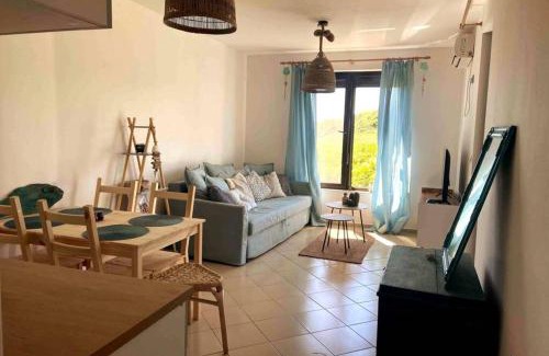 Sinemoretz Apartment | Seaview dreamy apartment with a pool and garden