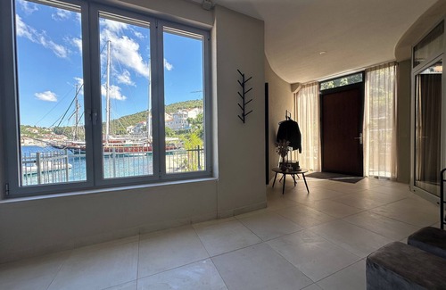 Racisce Apartment | Seazen Luxury Seaside Apartment Korcula