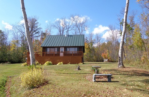 South Royalton Cabin | Secluded and Serene - GET AWAY FROM IT ALL! Barnard, VT