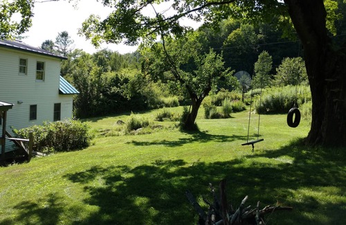 Whitingham House | Secluded large country home for big groups with giant open yard for outdoor fun.