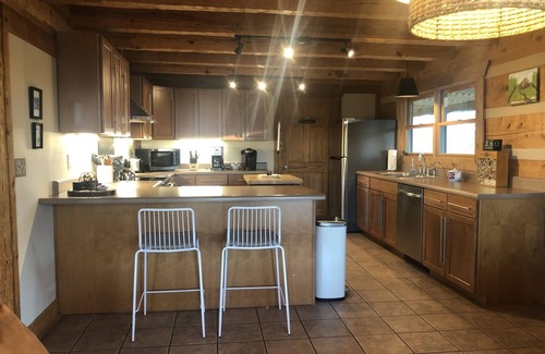 Trion Cabin | Secluded Log Cabin with Mountain Views. Hot Tub & 'Seasonal' Heated Pool