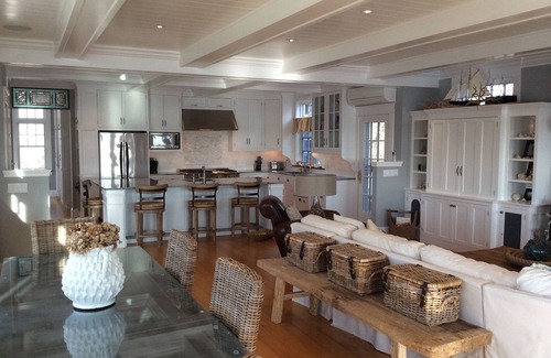 Kenyon House | Secluded, Luxurious Getaway, Escape The City W/Private Beach & Waterfront Dock