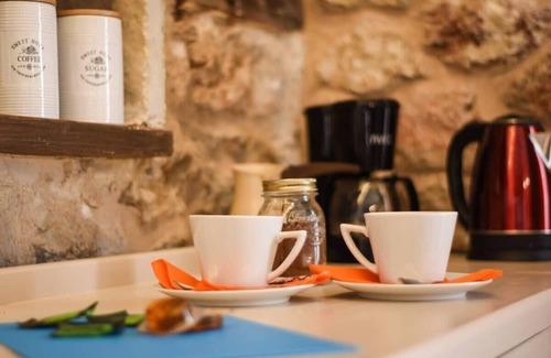 Dimitsana House | Secluded Mountain Refuge - Theonimfi Paradise Gem