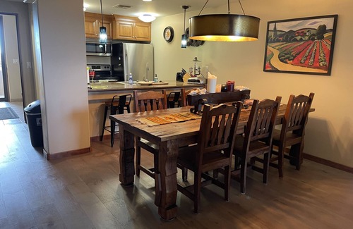 Carefree House | Secluded Moutain View Townhome + Foothills + Extended stays + Family sized +Golf