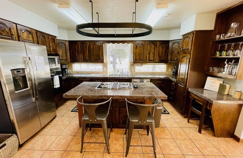 Howard House | Secluded Riverfront Retreat w/hot tub & private river access