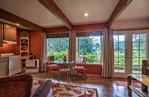 Seldovia Apartment | Secluded Seldovia Studio w/Lake & Mtn Views!