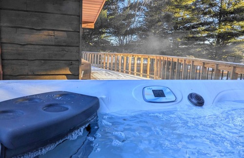 Crowes Landing House | Secluded Stoney Lake Retreat: Your Private Paradise