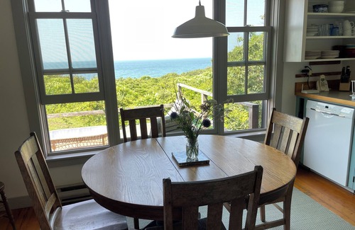 Aquinnah Cottage | Secluded Waterfront - North Shore - Private Beach