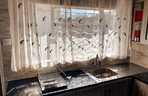 Harare Apartment | Secure Solar Powered two Bedroomed Haven