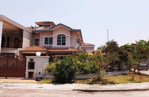 Pelabuhan Klang House | Selangor Klang Homestay