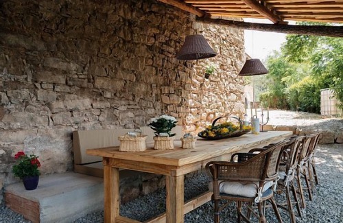 Castellnou de Bages Cottage | Self catering La Vila D'Argençola for 8 people