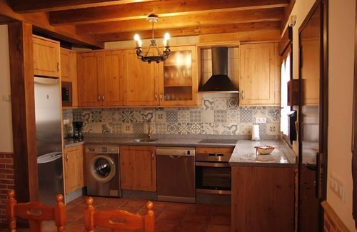Navamorisca Cottage | Self catering El Teñao for 8 people