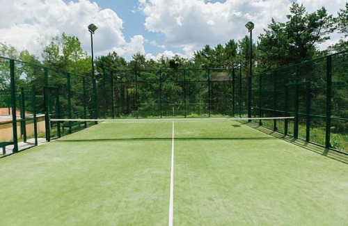 Hontoria del Pinar Cottage | Self catering Centro Río Lobos for 9 people