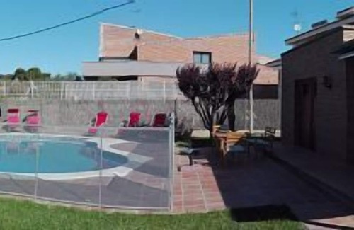 Tarrega Cottage | Self catering La Caseta del Parc for 7 people