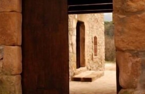 Taradell Cottage | Self catering Mas Gasala for 14 people