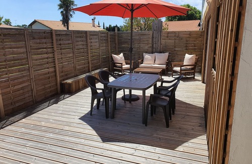 La Teste-de-Buch Apartment | Self-contained apartment, patio with terrace and bicycle paths