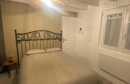 Fos-sur-Mer Bed & Breakfast | Self-contained, private accommodation in Fos sur Mer