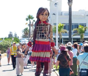 Semaphore House | Semaphore Sea Breeze-Family Beach-Heated Plunge Pool Holiday House 4 brm 2 bath