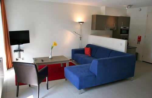 Rheezerveen House | Semi-detached house with a dishwasher, at 9 km van Slagharen