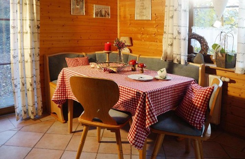 Hausles House | Semi-detached house, Mitwitz