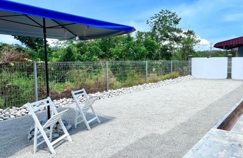 Paya Mengkuang Apartment | SemiD-Projector-Pool-Netflix-3R2BR-FullyAircon