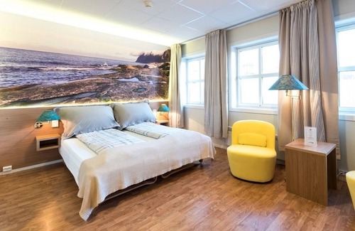 Finnsnes Hotel | Senja Hotell