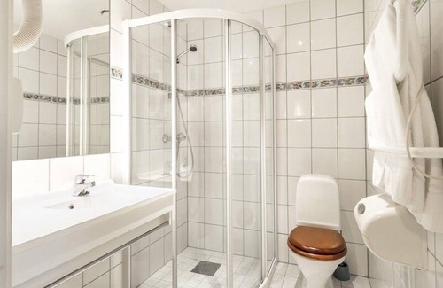 Finnsnes Hotel | Senja Hotell