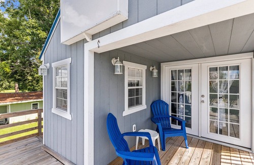 Oriental House | Serendipity Cottage II - Only Steps from Oriental Harbor