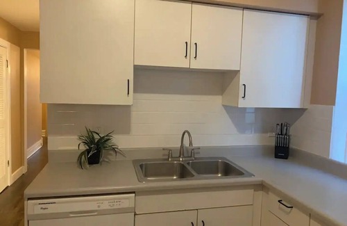 Edgewater Apartment | Serene 3-bedroom apartment in Chicago