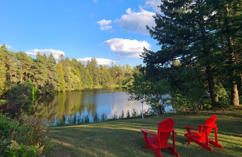 Whitchurch-Stouffville House | Serene 5 bedrm entire house on acres land & ponds