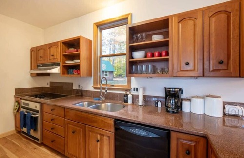 Otis House | Serene Berkshires Home On 5+ Acres, Rustic & Chic