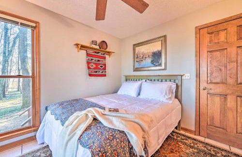 Fayetteville House | Serene Cabin with Riverfront Views and Access!