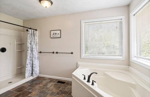 Lansing Apartment | Serene Escape In Finger Lakes Wine Country Close to Ithaca