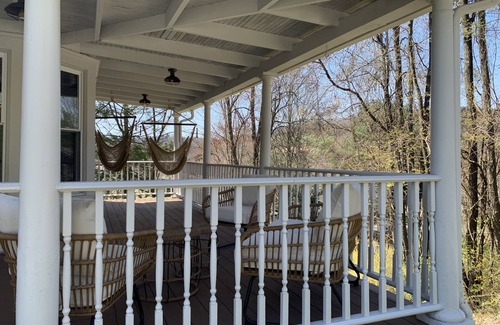 Shawanese House | Serene Home at Harveys Lake