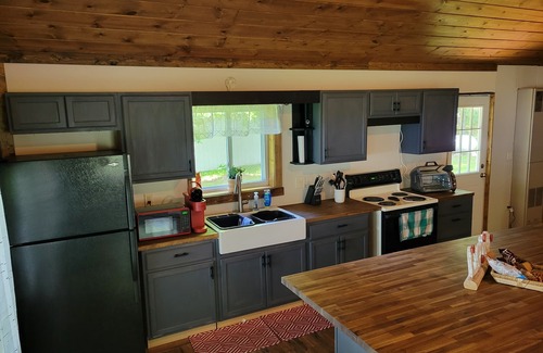 Goodman House | Serene Lakeside Hideaway on ATV/Snowmobile Trails